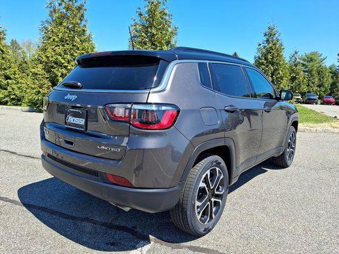 Certified 2022 Jeep Compass Limited AWD/4WD image 6