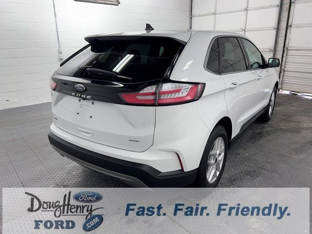 Used 2024 Ford Edge SEL AWD/4WD image 7