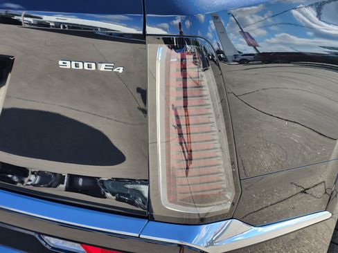 New 2026 Cadillac Vistiq Premium Luxury image 10