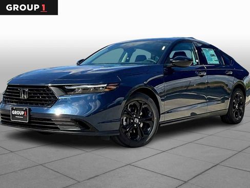 New 2025 Honda Accord SE image 1