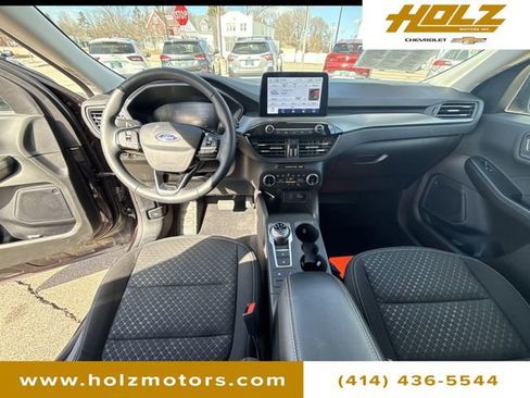 Used 2023 Ford Escape Active AWD/4WD image 19
