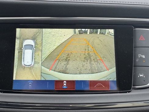 Used 2018 Buick Enclave Premium w/ Experience Buick Package image 25