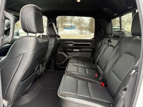 Used 2025 RAM 1500 Laramie AWD/4WD image 9