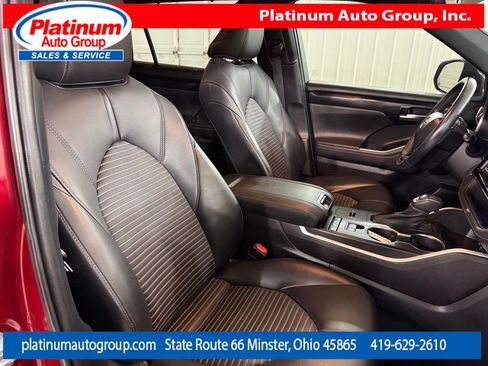 Used 2021 Toyota Highlander XSE FWD image 44