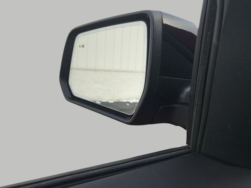 Certified 2023 GMC Acadia AT4 w/ Preferred Package image 19