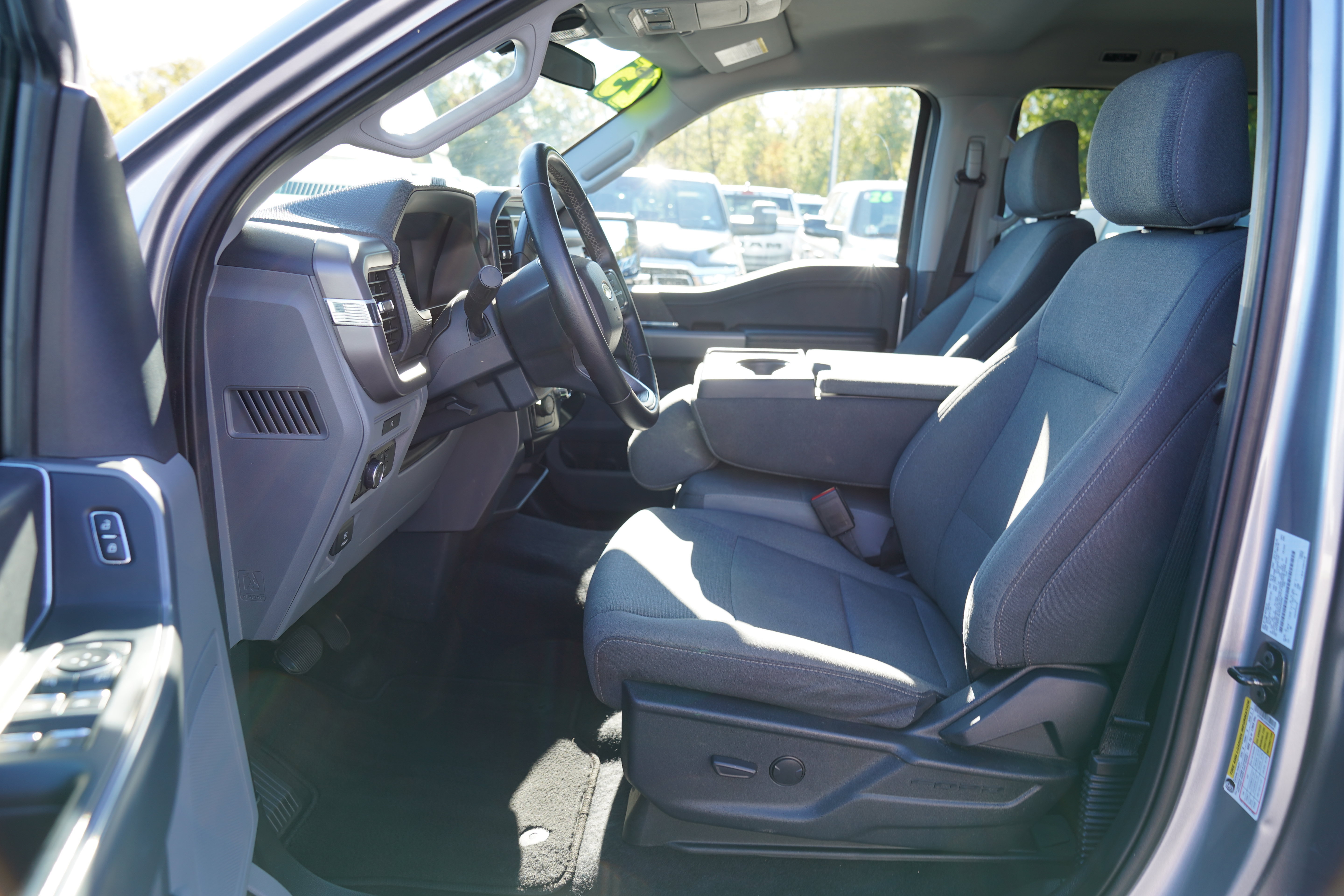 Used 2025 Ford F150 XLT w/ Equipment Group 301A Standard AWD/4WD image 4