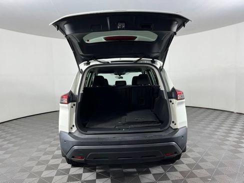 Used 2021 Nissan Rogue S FWD image 42