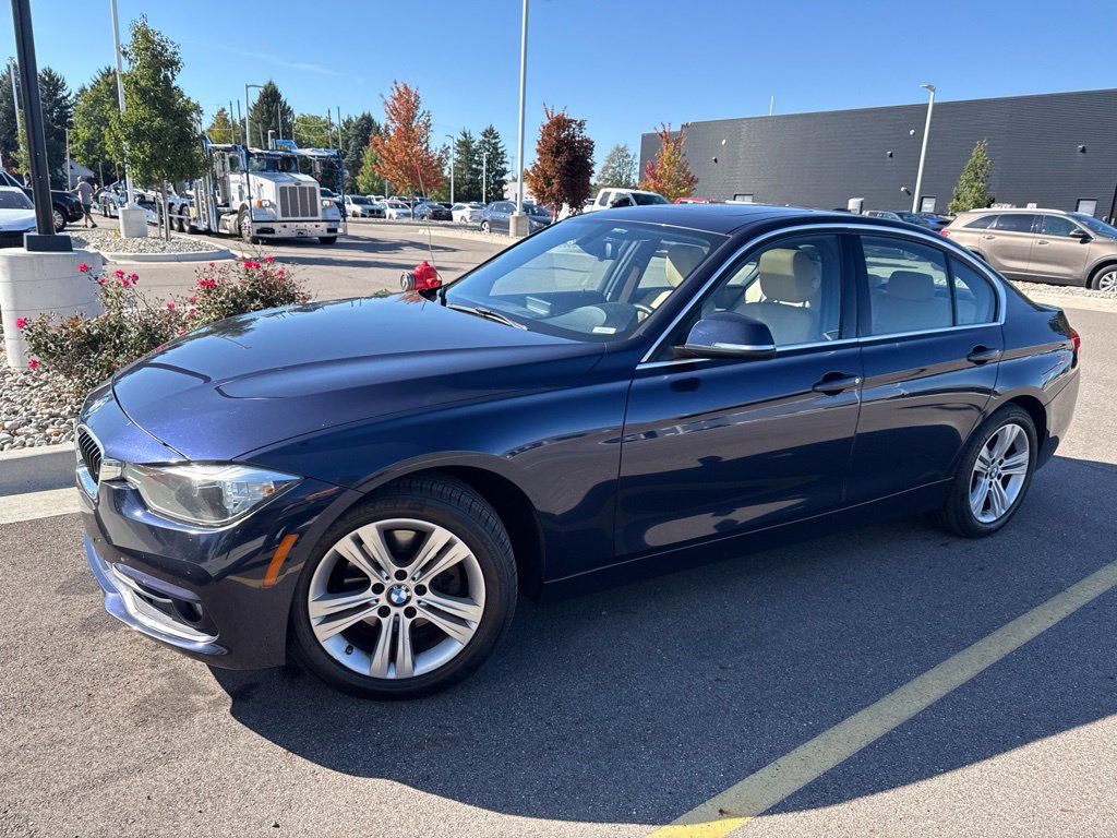 Used 2017 BMW 330i xDrive Sedan AWD/4WD image 1