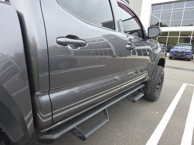 Used 2016 Toyota Tacoma TRD Off-Road w/ Towing Package AWD/4WD image 14