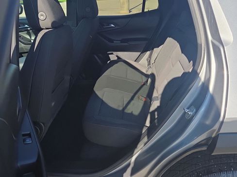 Used 2025 Chevrolet Equinox LT image 12