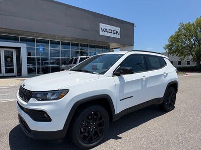 New 2026 Jeep Compass Latitude