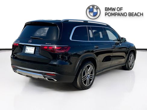 Used 2024 Mercedes-Benz GLS 450 4MATIC image 7