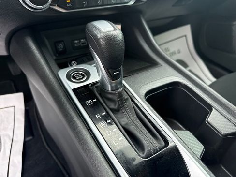 Used 2024 Nissan Sentra SV image 16