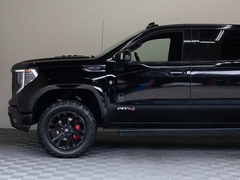 Used 2022 GMC Sierra 1500 AT4 w/ AT4 Premium Package AWD/4WD image 10