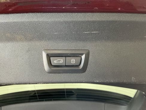 Certified 2024 BMW X3 xDrive30i w/ M Sport Package AWD/4WD image 12