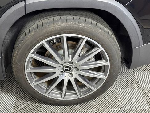 Certified 2023 Mercedes-Benz GLB 250 w/ AMG Line image 21