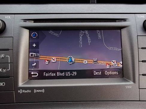 Used 2014 Toyota Prius Three FWD image 20