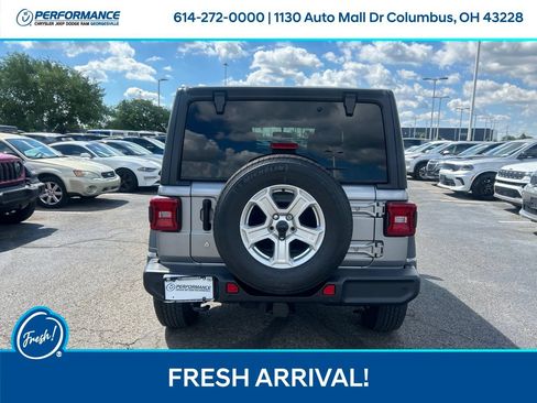 Used 2019 Jeep Wrangler Unlimited Sport S AWD/4WD image 5