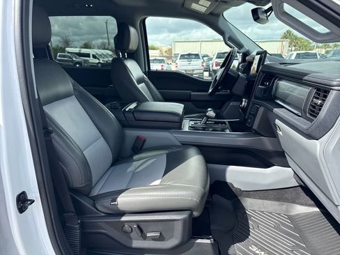 Used 2024 Ford F150 Lightning Flash image 26