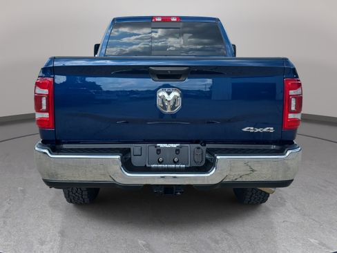 Used 2024 RAM 2500 Tradesman w/ Chrome Appearance Group AWD/4WD image 7