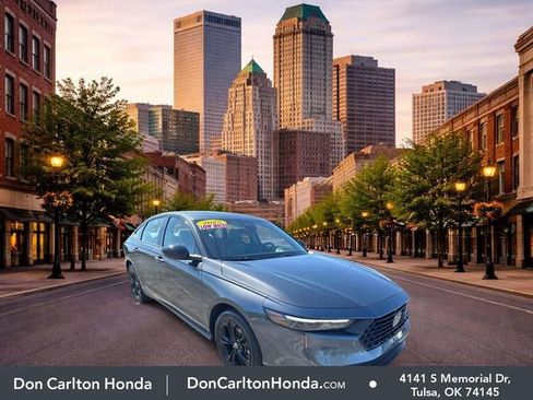 Certified 2025 Honda Accord SE image 1