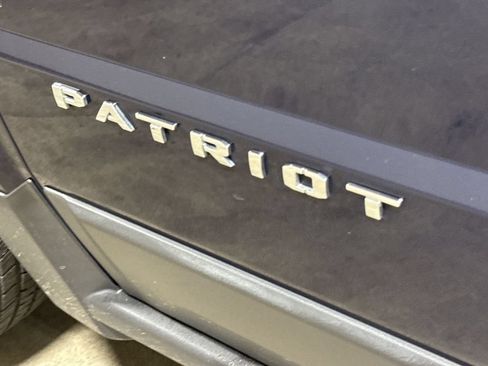 Used 2016 Jeep Patriot High Altitude AWD/4WD image 25
