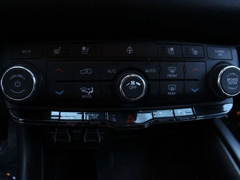 Used 2022 Dodge Durango R/T AWD/4WD image 42