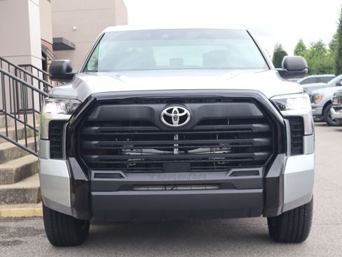 Used 2023 Toyota Tundra SR AWD/4WD image 4