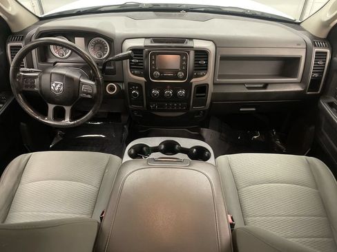 Used 2015 RAM 2500 Tradesman w/ Chrome Appearance Group AWD/4WD image 12
