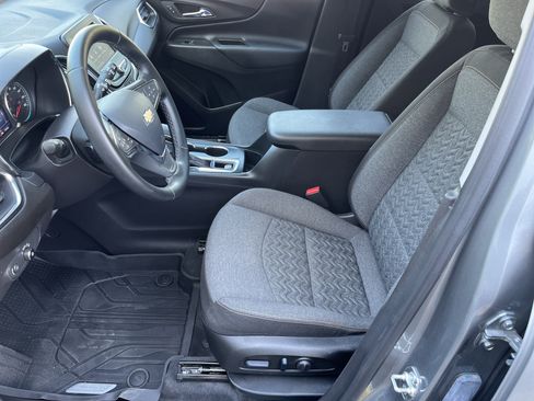 Used 2024 Chevrolet Equinox LT w/ LPO, Floor Liner Package AWD/4WD image 11