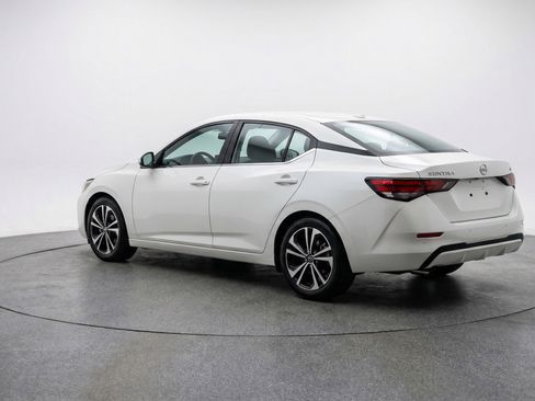 Used 2025 Nissan Sentra SV image 6