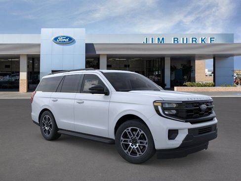 New 2026 Ford Expedition Active AWD/4WD image 7