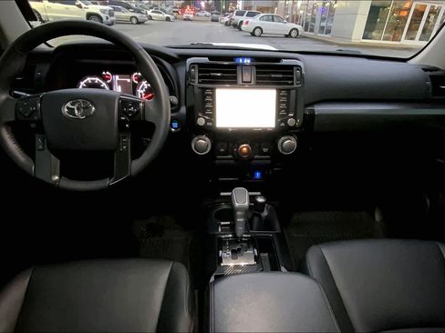 Used 2022 Toyota 4Runner TRD Off-Road Premium image 16