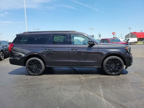New 2026 Ford Expedition Max Platinum w/ Stealth Performance Package AWD/4WD image 3