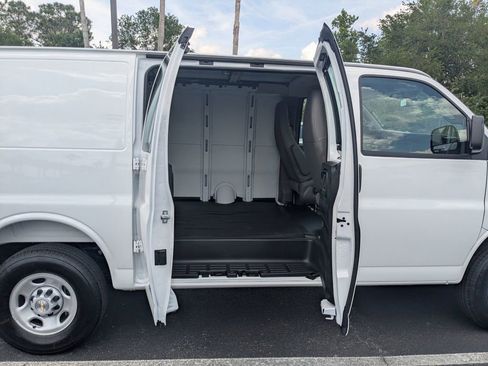 New 2025 Chevrolet Express 2500 w/ Driver Convenience Package image 15