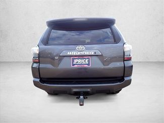 Used 2023 Toyota 4Runner SR5 Premium w/ Moonroof Package AWD/4WD video 3