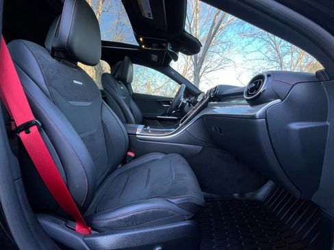 Used 2024 Mercedes-Benz C 43 AMG 4MATIC Sedan image 17