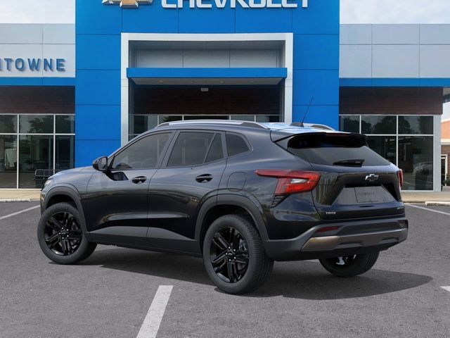 New 2026 Chevrolet Trax ACTIV w/ Sunroof Package FWD image 3
