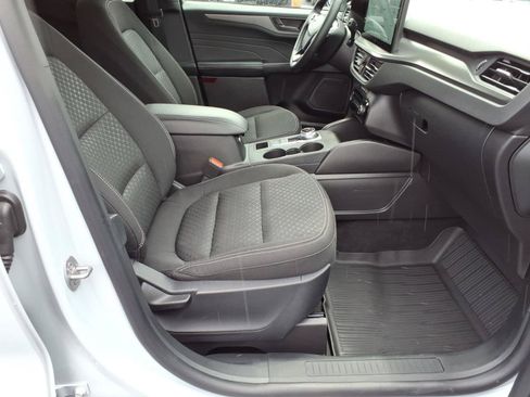 Used 2025 Ford Escape Active w/ Tech Pack #1 AWD/4WD image 11