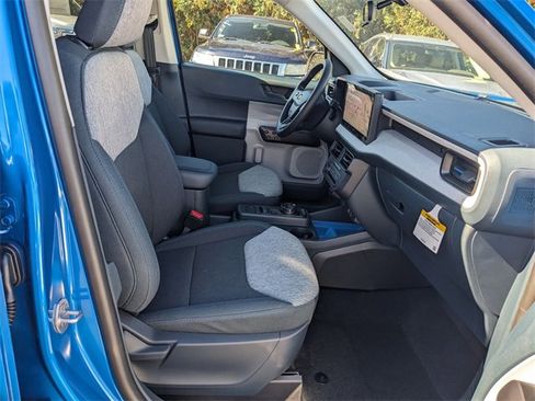 New 2025 Ford Maverick XLT w/ Equipment Group 301A image 30