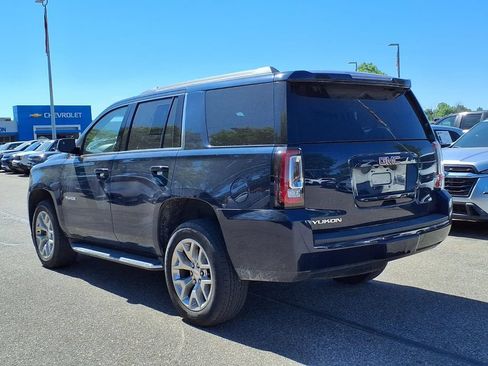 Used 2018 GMC Yukon SLE w/ SLE Value Package AWD/4WD image 6