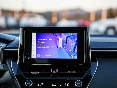 New 2025 Toyota Corolla XSE image 18