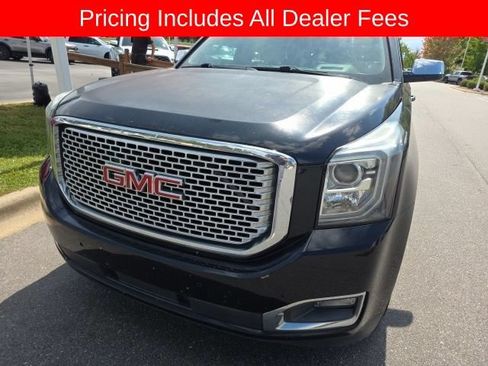 Used 2016 GMC Yukon XL Denali w/ Open Road Package AWD/4WD image 11