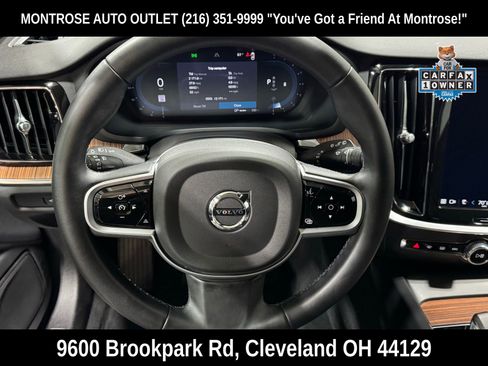 Used 2025 Volvo V60 B5 Cross Country Plus image 17