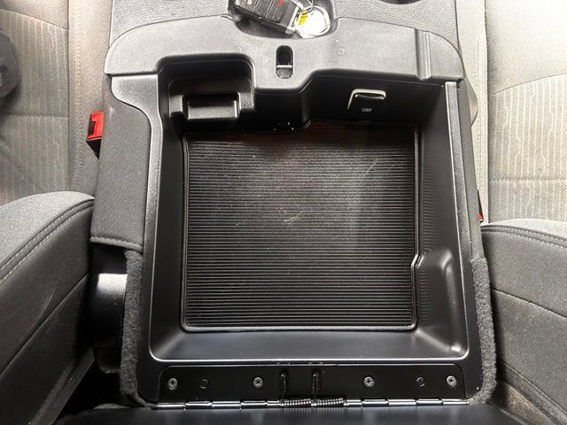 Used 2024 RAM 3500 Big Horn AWD/4WD image 30