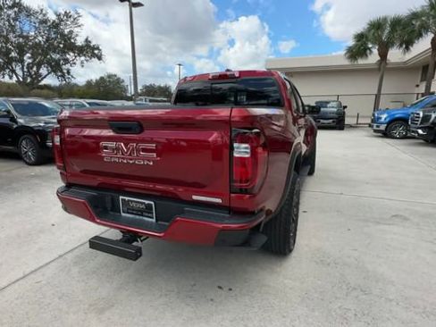 Used 2024 GMC Canyon Elevation w/ Elevation Premium Package image 13