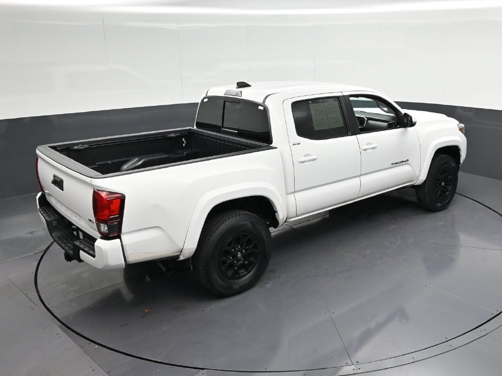 Used 2022 Toyota Tacoma SR5 w/ Technology Package RWD image 21