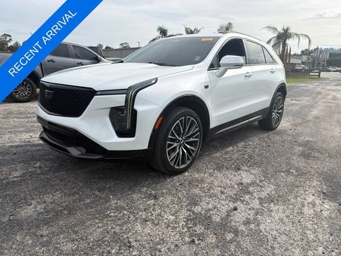 Used 2024 Cadillac XT4 Sport FWD image 1