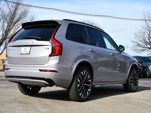 New 2026 Volvo XC90 B6 Ultra w/ Protection Package image 7