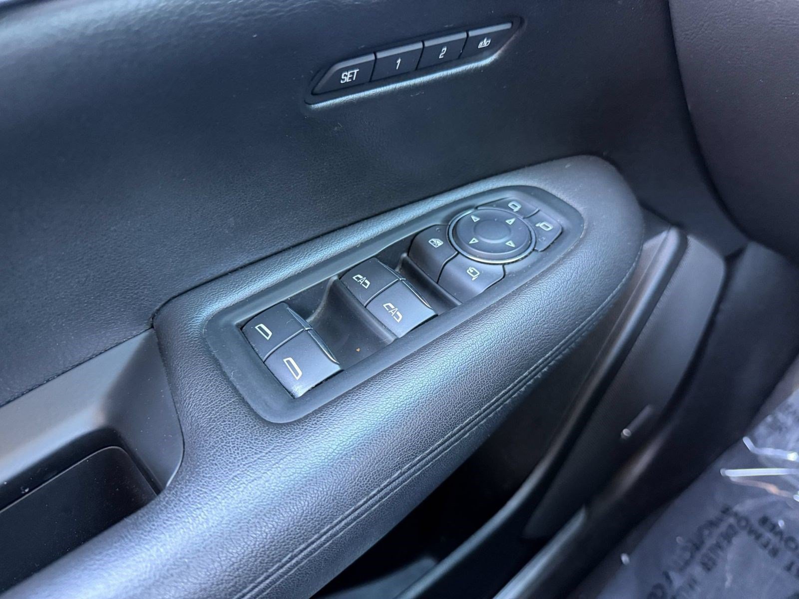 Used 2017 Cadillac XT5 Luxury FWD image 14